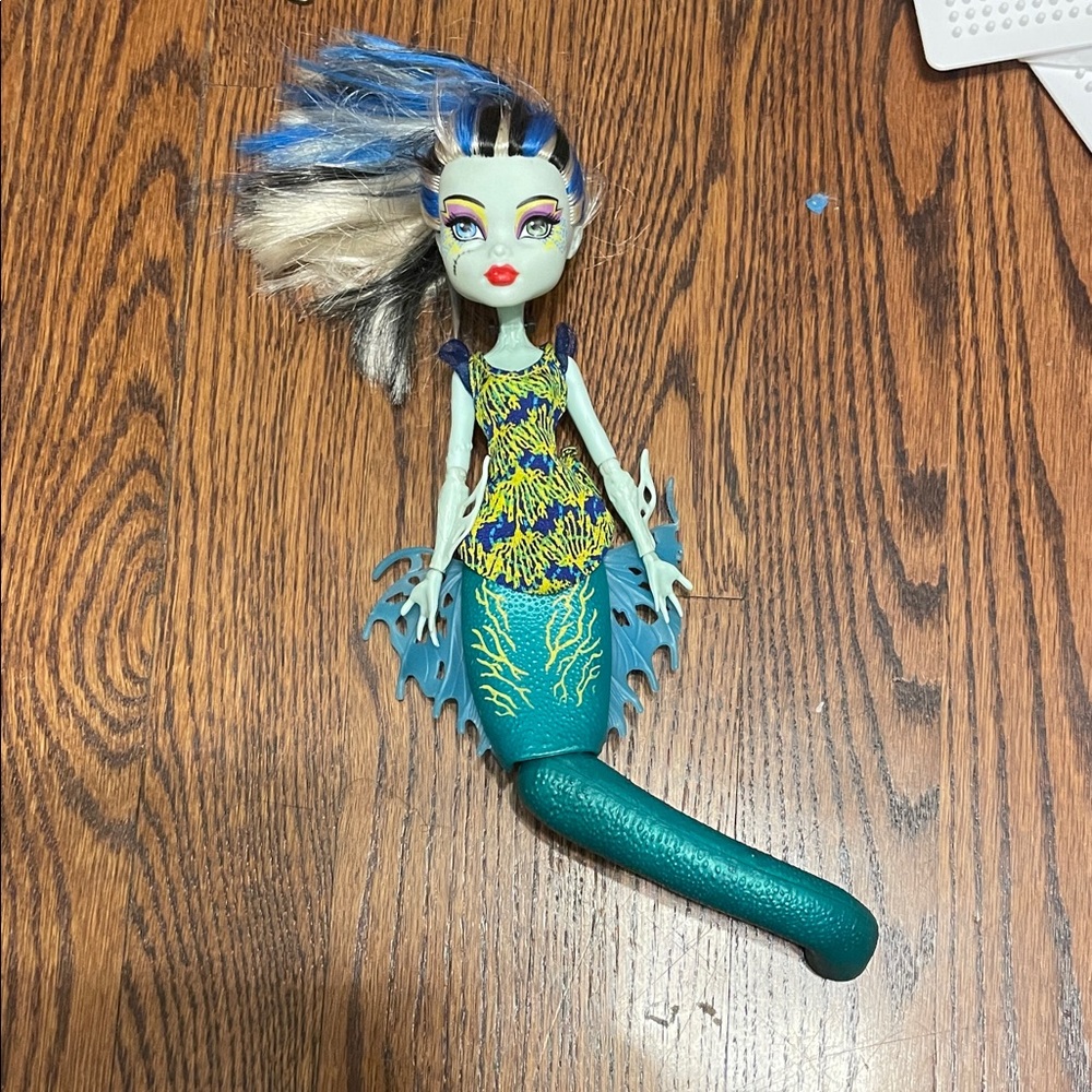 Monster high great scarier reef Frankie